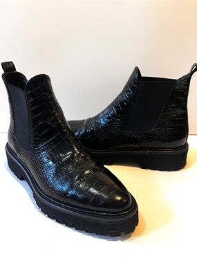 FREDA SALVADOR SUSANA Black Leather Croc-Embossed Leather Chelsea Boots Lug Sole